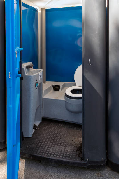 Portable Toilet Options We Offer in Gibsonburg, OH