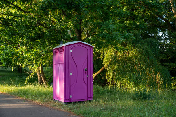 Porta potty delivery and setup in Gibsonburg, OH